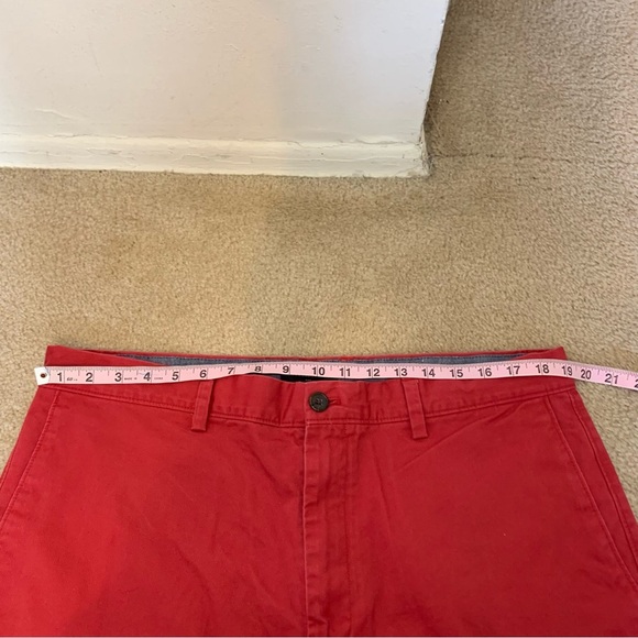 Banana Republic Factory Red Flat Front Chino Shorts- Sz 38 - Picture 5 of 11